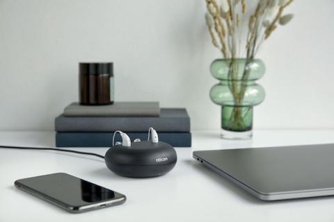 Oticon More with Charger